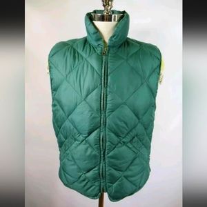 Vtg Eddie Bauer goose down puffer vest. Excellent condition Green. Size L